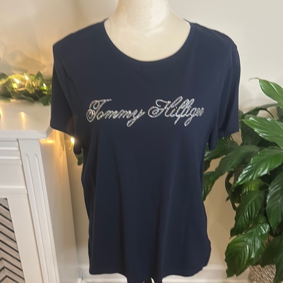 Tommy Hilfiger Dark Blue Short Sleeve Tee NWOT - Picture 1 of 4